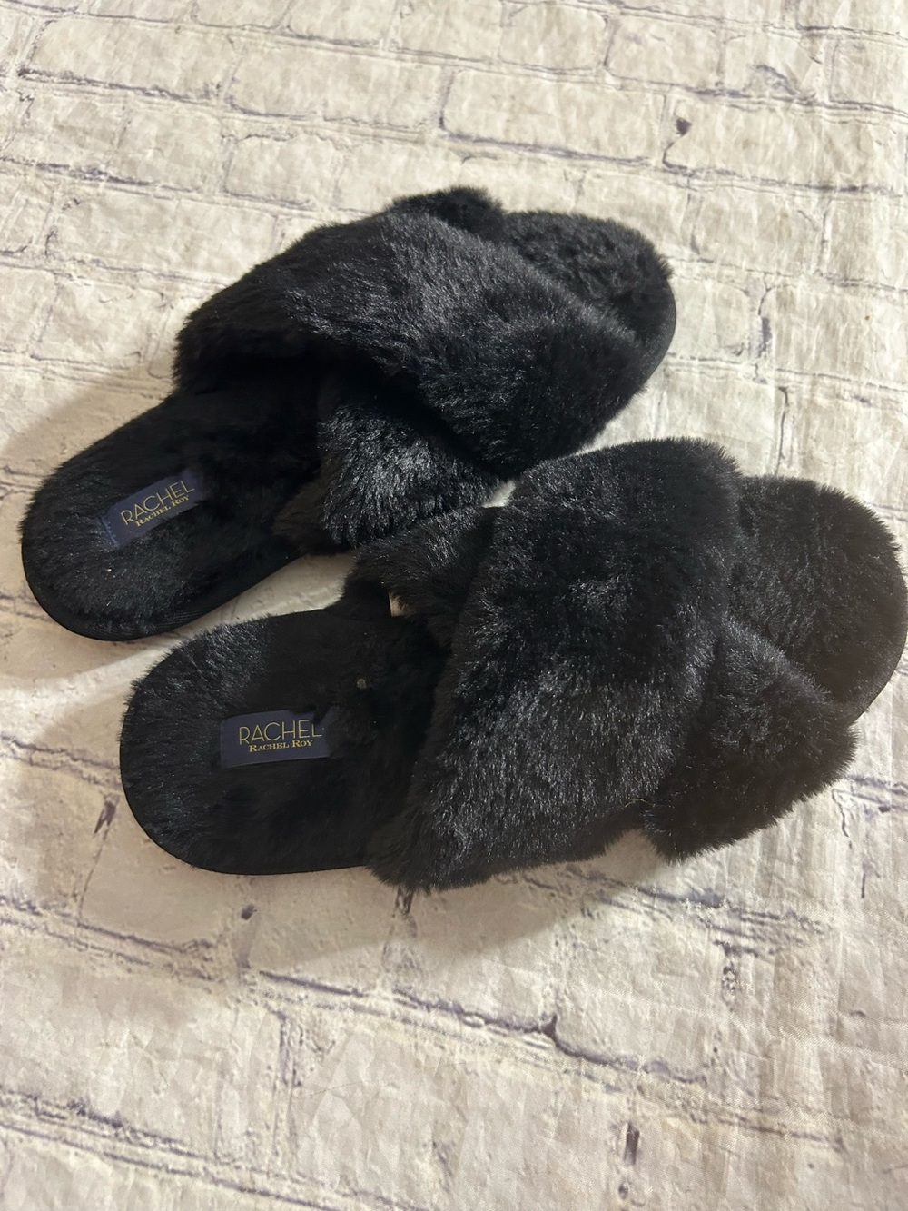 RACHEL RACHEL ROY FAUX FUR CROSS-STRAP SLIPPERS PLUSH OPEN TOE SIZE M7-8